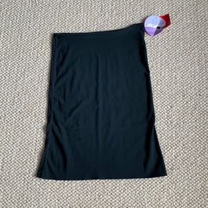 Spanx short skirt shape wear